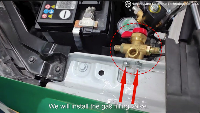 Derniers cas d'entreprise concernant 3-3 installez la soupape de remplissage de gaz