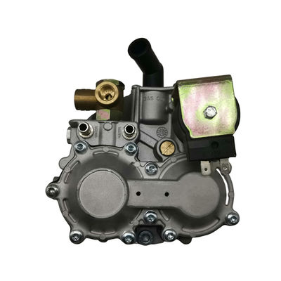 Régulateur de pression du GNC en alliage d'aluminium Pour le réducteur de GNC AT04B 26 MPa Pression d'entrée