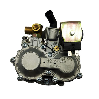 Régulateur de pression du GNC en alliage d'aluminium Pour le réducteur de GNC AT04B 26 MPa Pression d'entrée